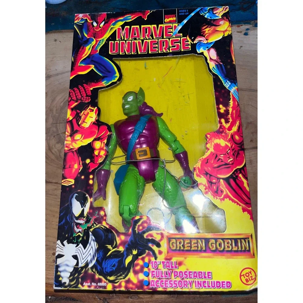 Toy Biz Marvel Universe Green Goblin 10